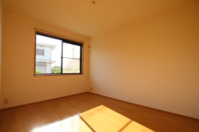 クレールタウンC棟の物件内観写真