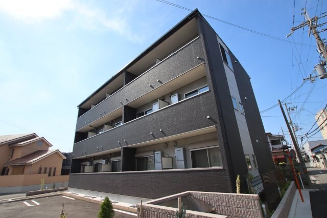 サンプラザ金剛の物件外観写真