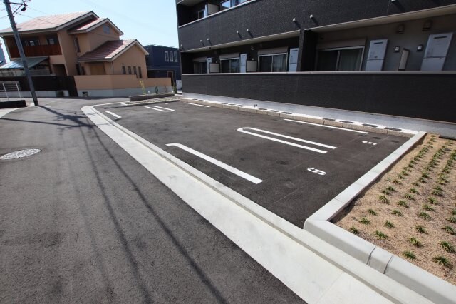 サンプラザ金剛の物件外観写真