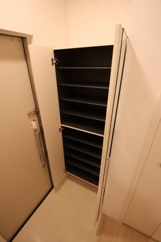 サンプラザ金剛の物件内観写真