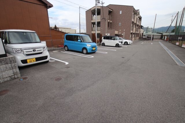 フェリスウラタの物件外観写真