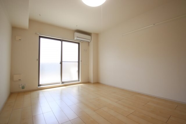 フェリスウラタの物件内観写真