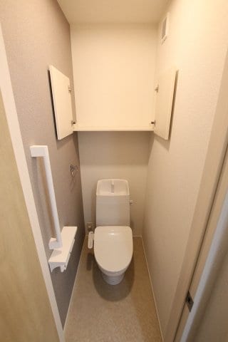 グランモンターニュの物件内観写真