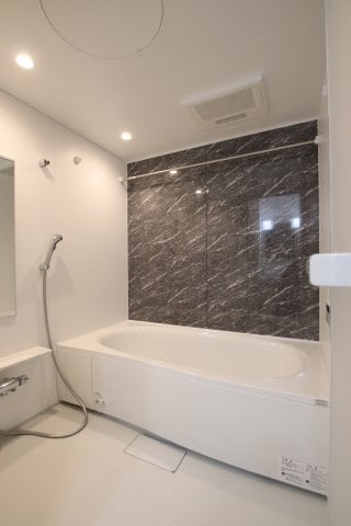 グランモンターニュの物件内観写真