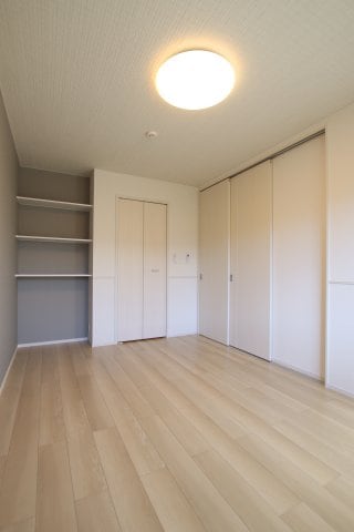 グランモンターニュの物件内観写真