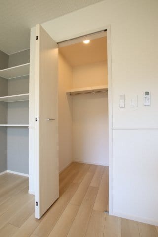 グランモンターニュの物件内観写真