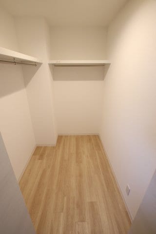 オガールコートナカモズの物件内観写真