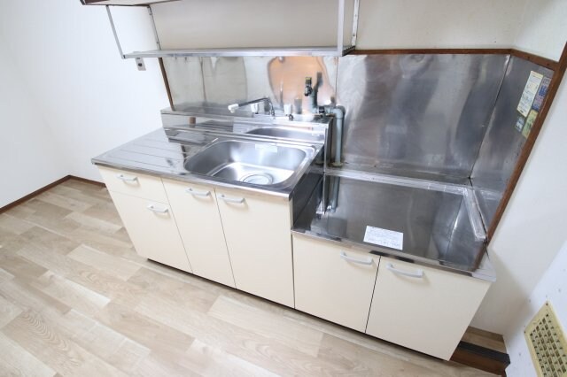 マンション宝寿の物件内観写真