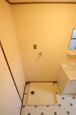 マンション宝寿の物件内観写真