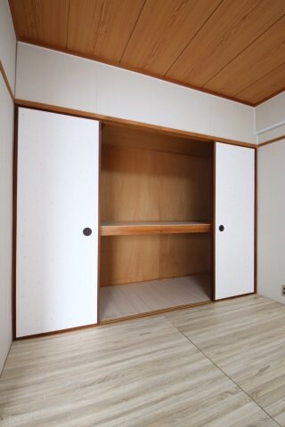 マンション宝寿の物件内観写真