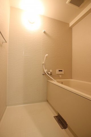 ホワイトロートスの物件内観写真