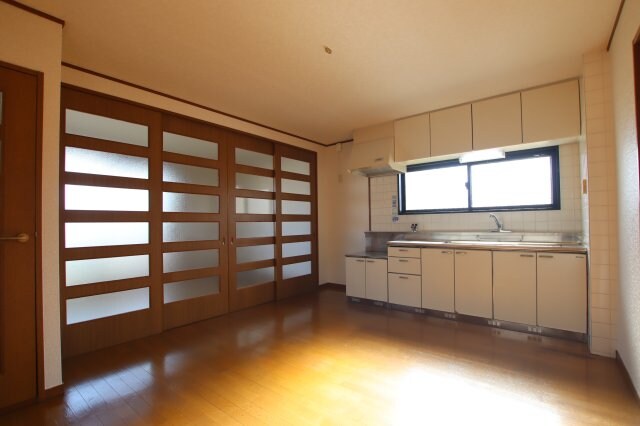 七々色ハイツの物件内観写真