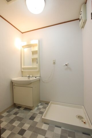 七々色ハイツの物件内観写真