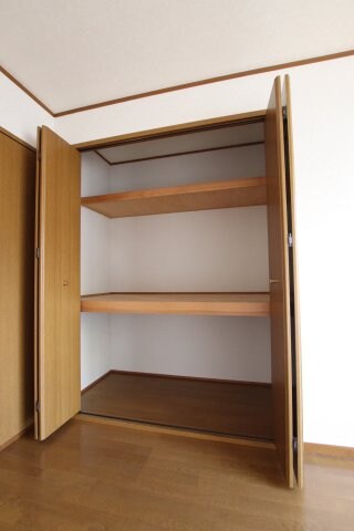 七々色ハイツの物件内観写真