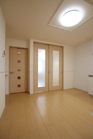 カルムエレガンスの物件内観写真