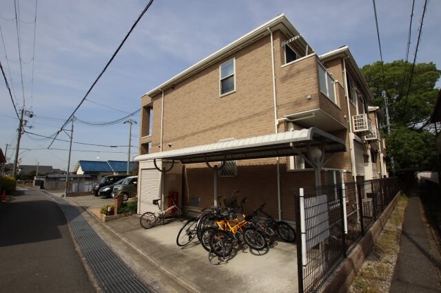 フルーリールの物件外観写真