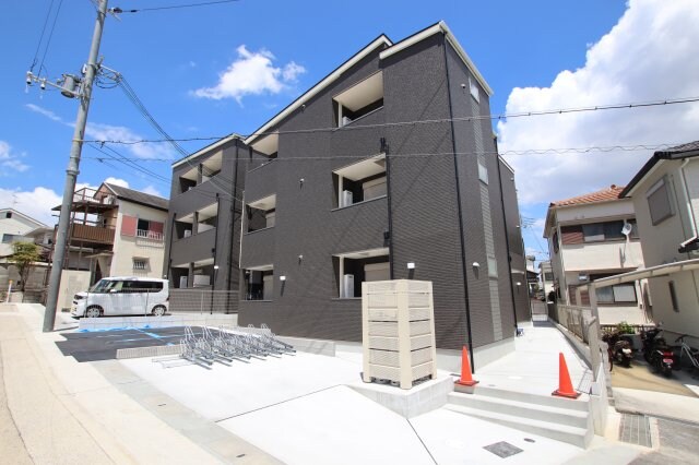 F+style狭山・池尻中2号館の物件外観写真