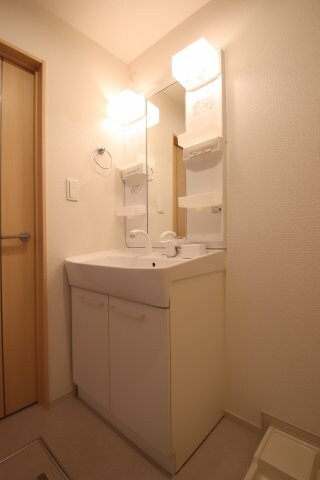 サンリットガーデンの物件内観写真