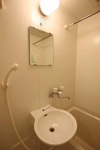 レオパレスフォレストいずみの物件内観写真