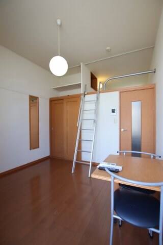 レオパレスフォレストいずみの物件内観写真