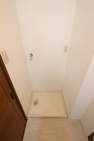 ウエストコート(西之山町)の物件内観写真