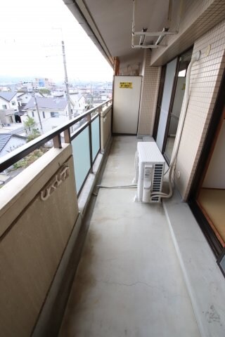 ウエストコート(西之山町)の物件内観写真