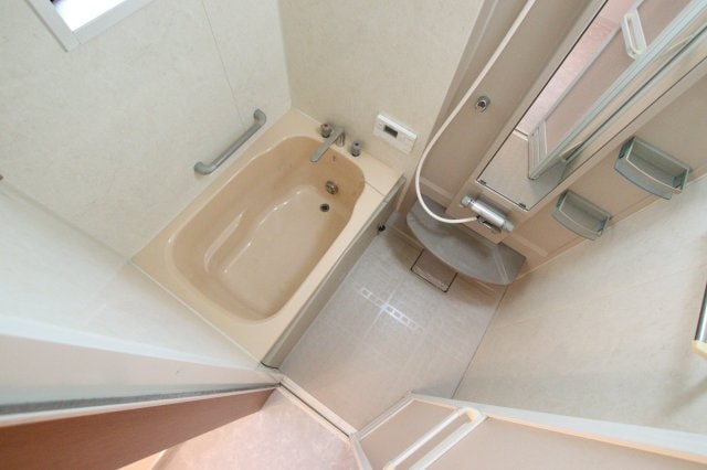 北青葉台戸建の物件内観写真