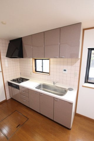 北青葉台戸建の物件内観写真