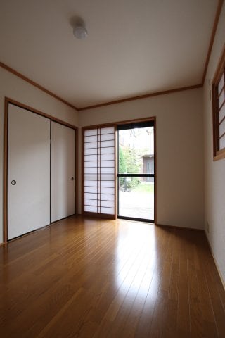 北青葉台戸建の物件内観写真