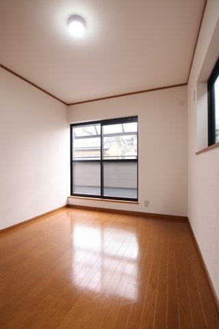 北青葉台戸建の物件内観写真