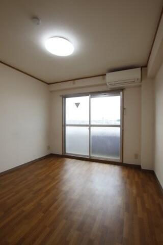 アーバンドゥ金剛の物件内観写真