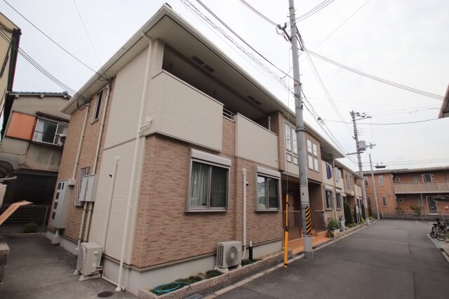 カーサ立部の物件外観写真