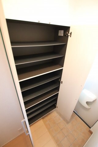 カーサ立部の物件内観写真