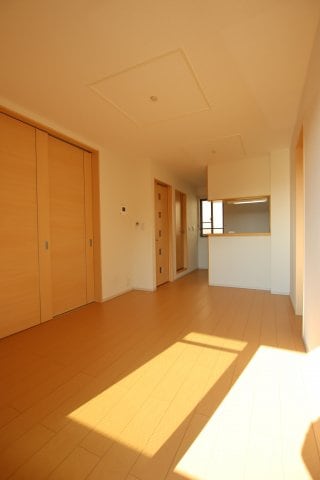 カーサ立部の物件内観写真