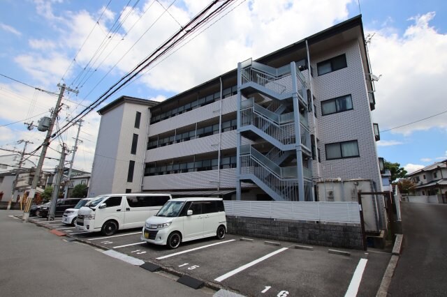 E.Toneハイツの物件外観写真