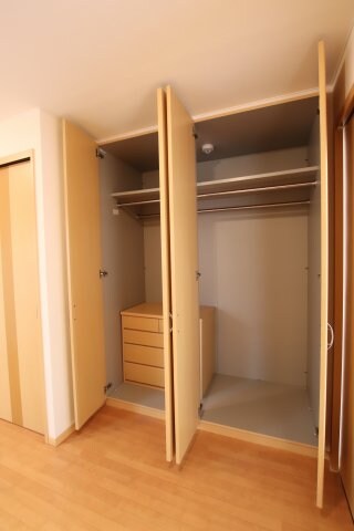 ガーデンヒルズⅠの物件内観写真