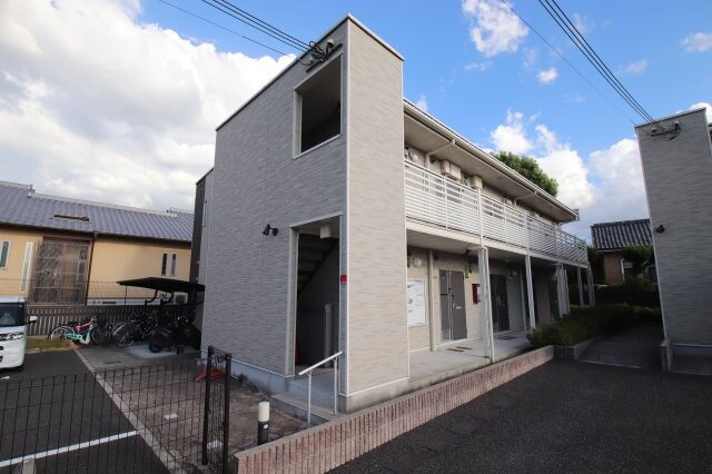 レオネクストCREA東館の物件外観写真