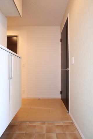 カーササンシビリテB棟の物件内観写真