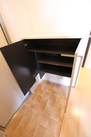 カーササンシビリテB棟の物件内観写真