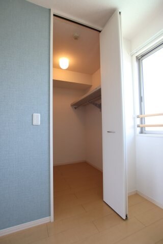 カーササンシビリテB棟の物件内観写真