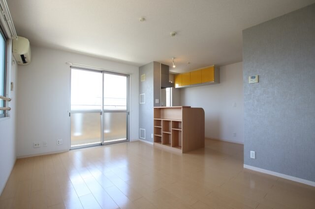 カーササンシビリテB棟の物件内観写真