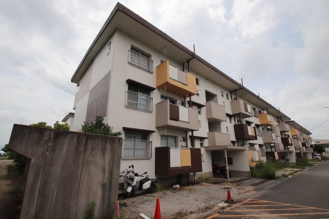 ヴィラナリー狭山3号棟の物件外観写真