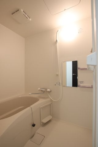 ジーメゾン初芝アマーレの物件内観写真