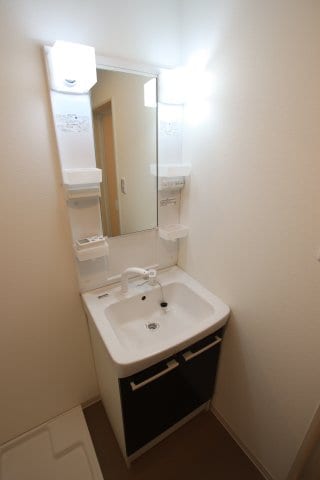 ジーメゾン初芝アマーレの物件内観写真