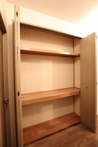 エセルディハイツA棟の物件内観写真