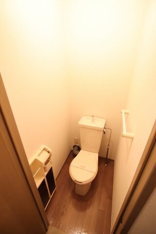 エセルディハイツA棟の物件内観写真