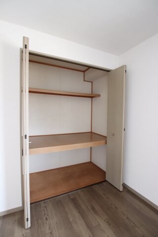 エセルディハイツA棟の物件内観写真