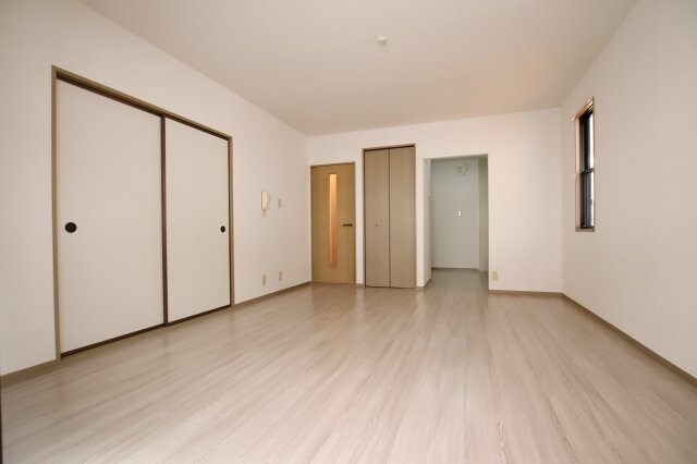 エセルディハイツA棟の物件内観写真