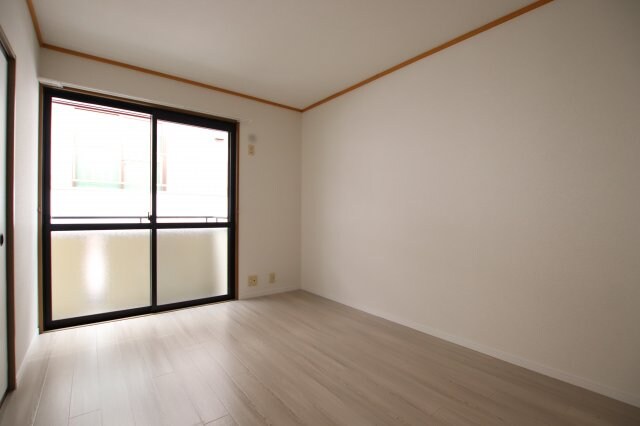 エセルディハイツA棟の物件内観写真