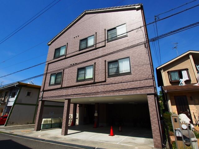 グレイス西山台の物件外観写真